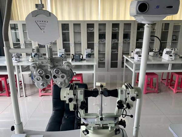 ʯ���f��ʹ�oʿ�WУ��ҕ���c���R���I